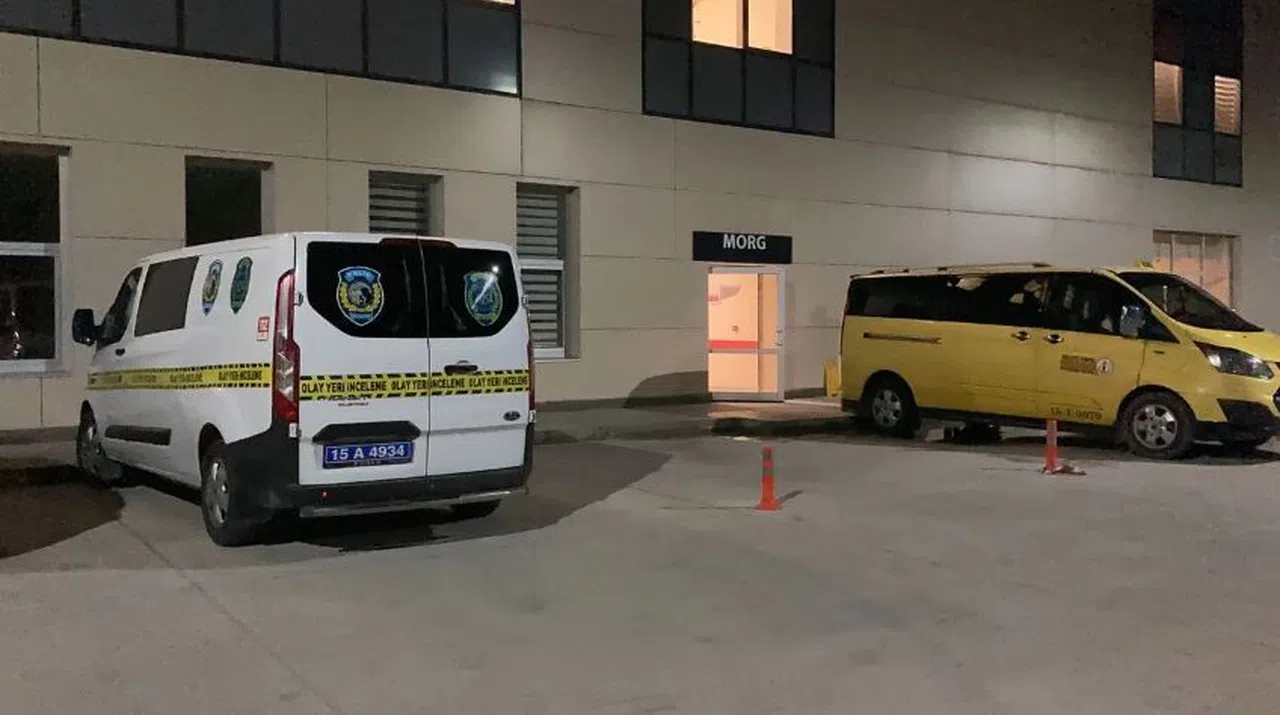 Otomobille elektrikli motosiklet çarpıştı: 1 ölü
