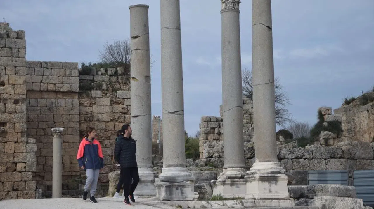 Perge Antik Kenti’nin ziyaretçi sayısı arttı