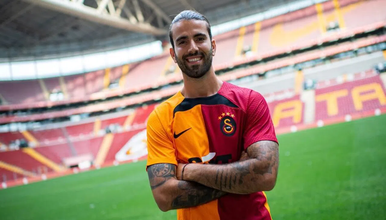 Galatasaray'da Oliveira ile yollar ayrılıyor