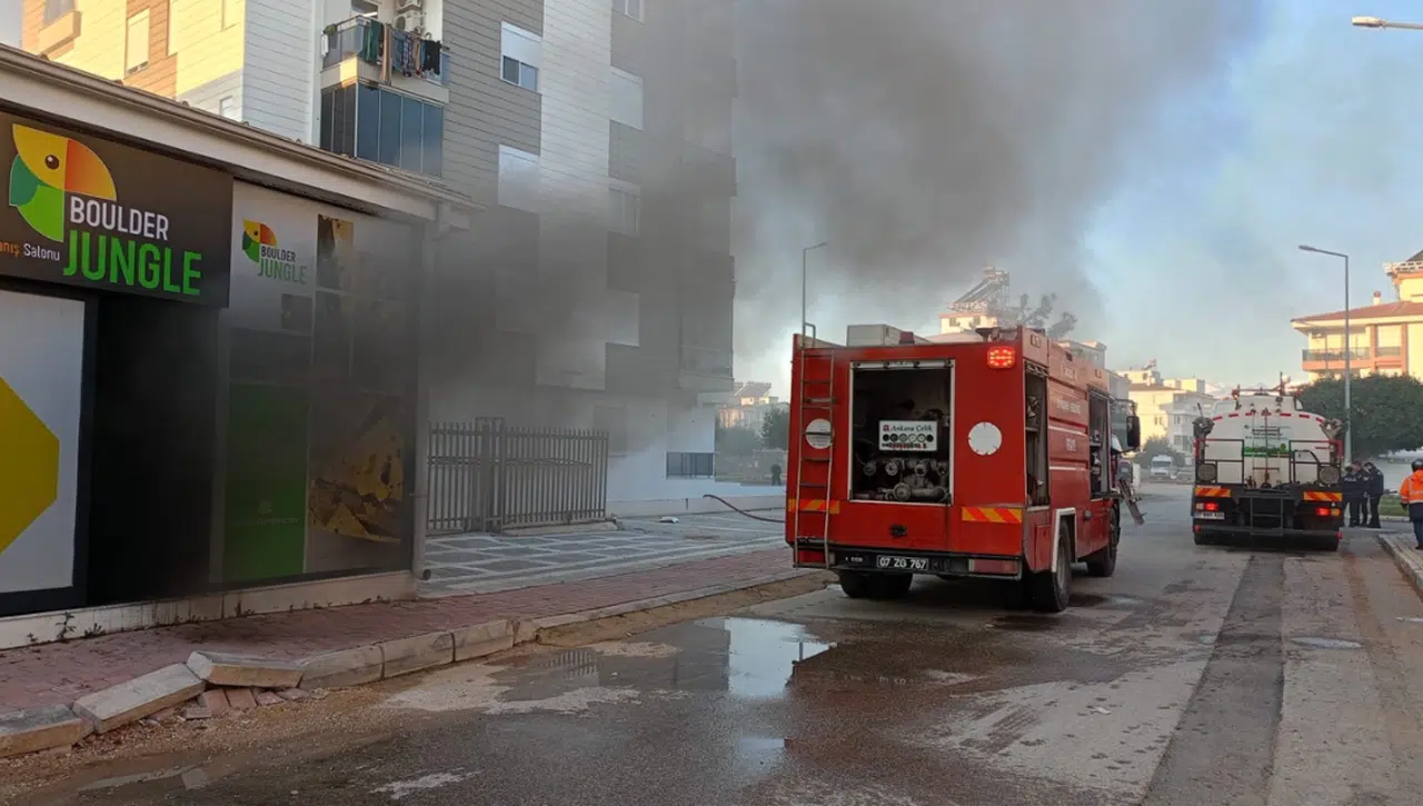 Soba karşısında kurumaya bırakılan süngerler yangına sebep oldu