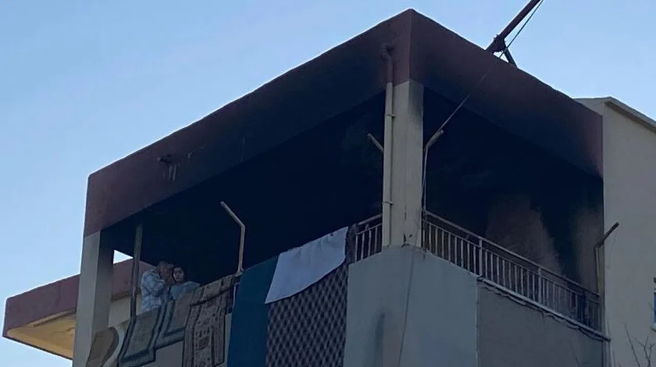 Soba kovası balkonu yaktı