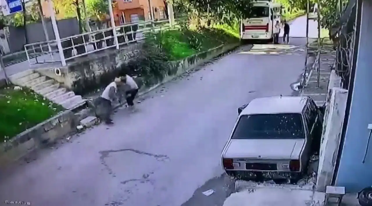 Sokak ortasında tabancayla dehşet saçtı, çorba içerken yakalandı