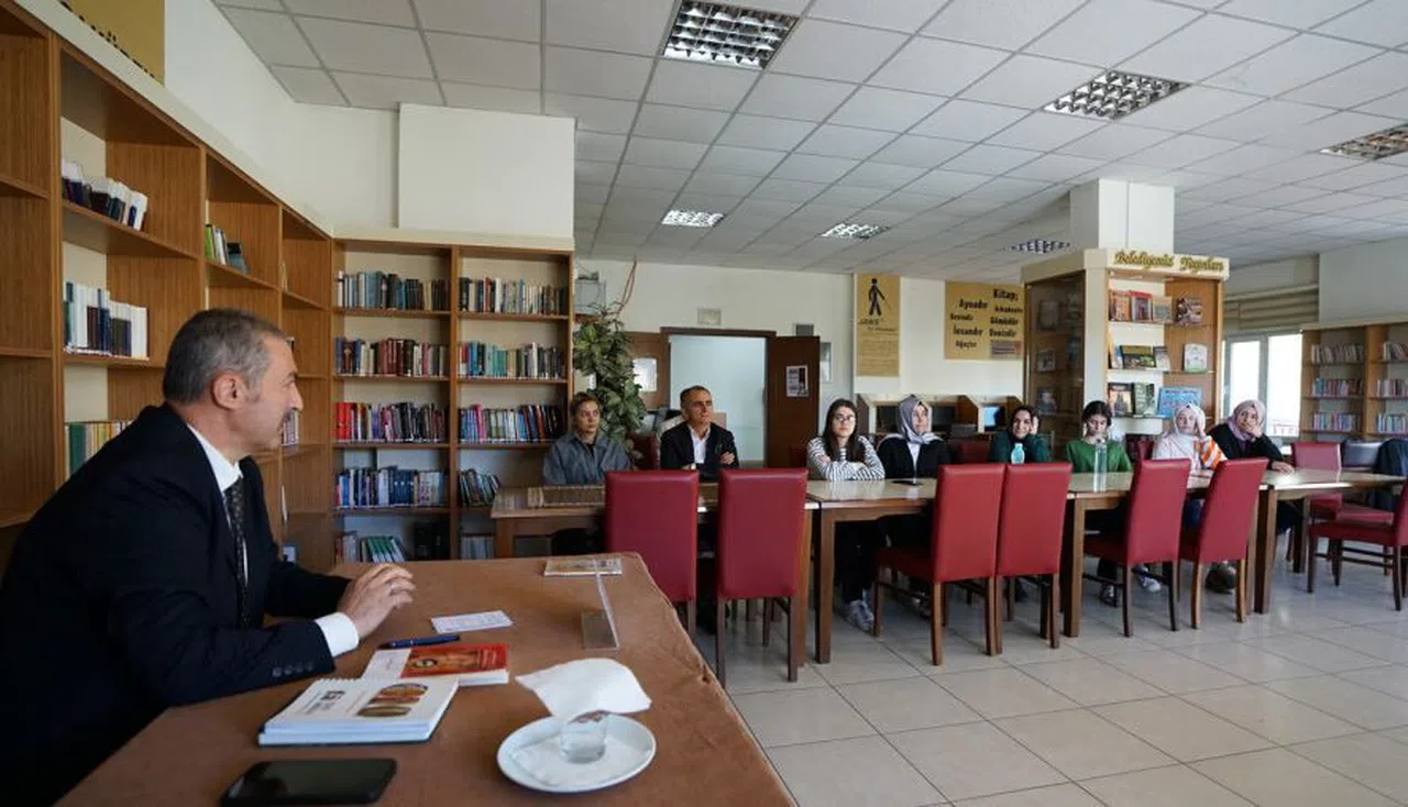 Kütüphane Söyleşileri, Okurların Beğenisini Kazanmaya Devam Ediyor