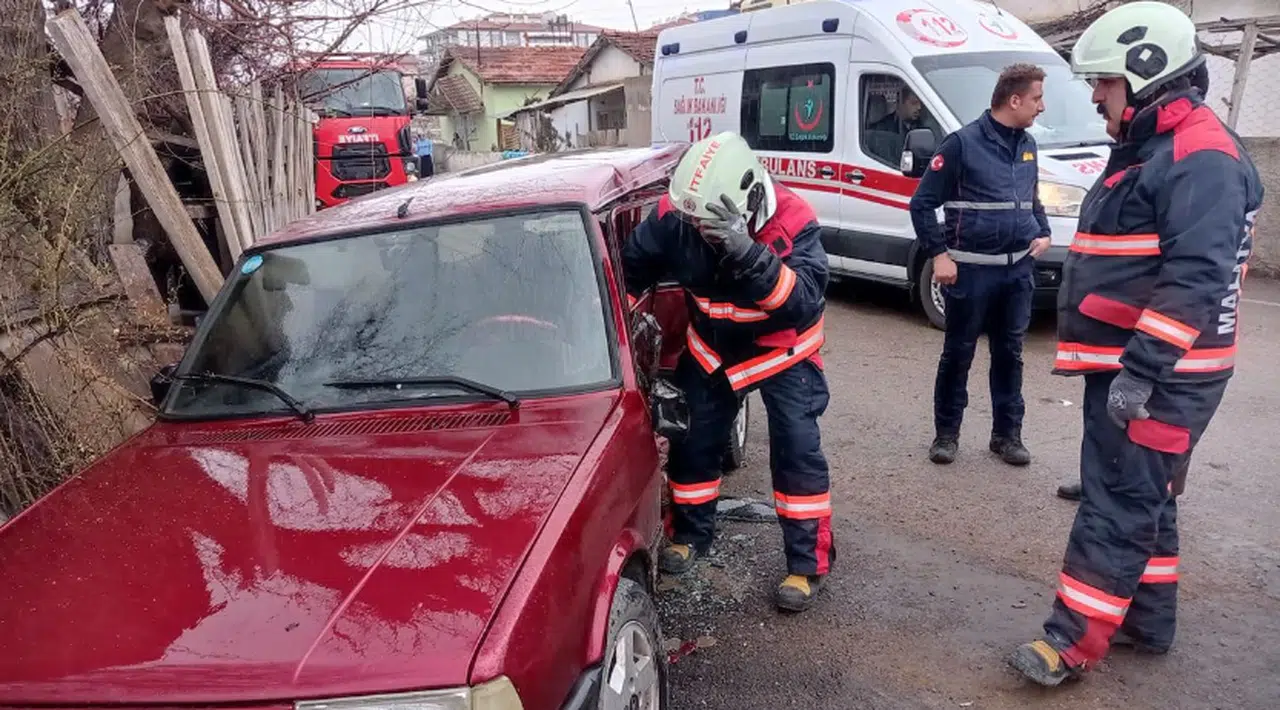 3 ayrı trafik kazasında 7 kişi yaralandı