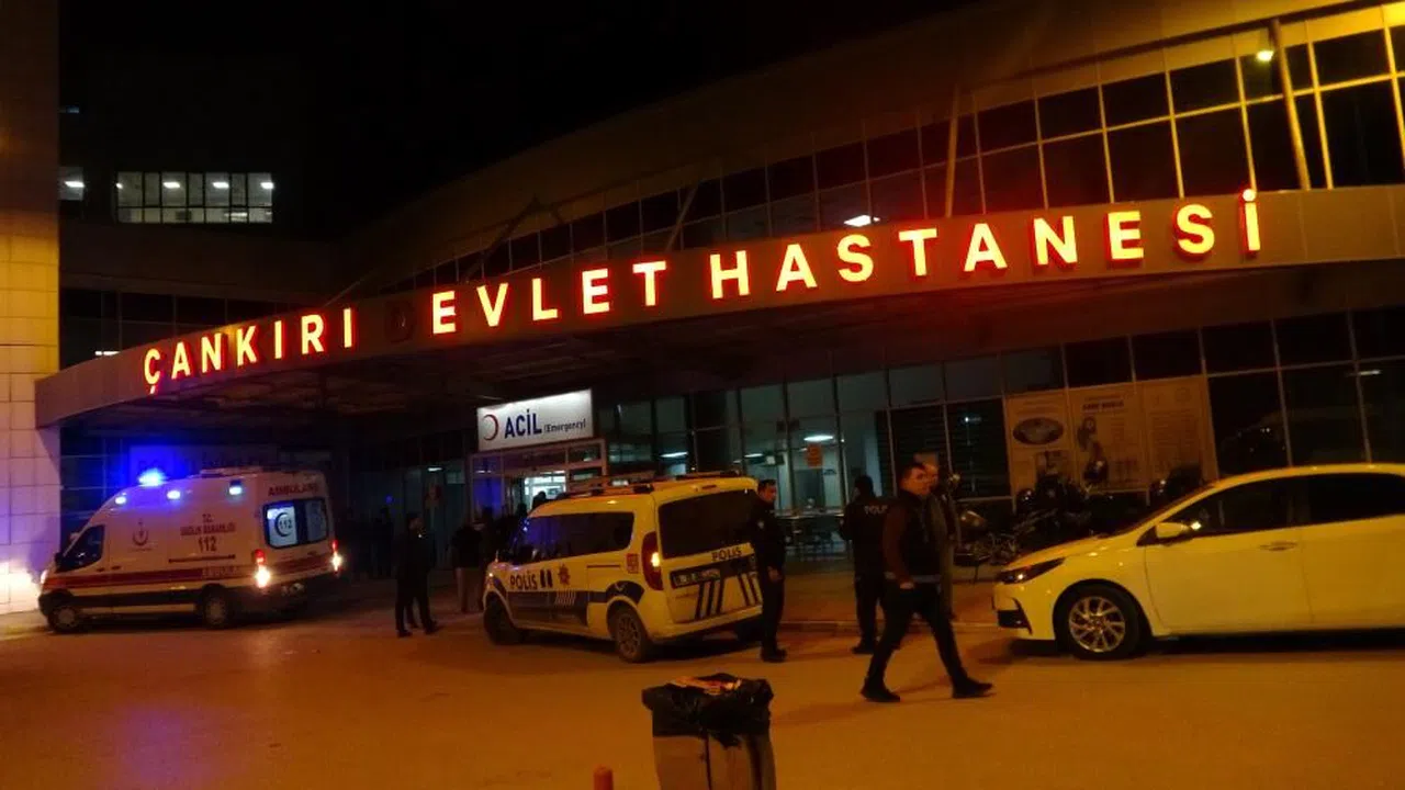 Hastanın eşi doktoru darp etti