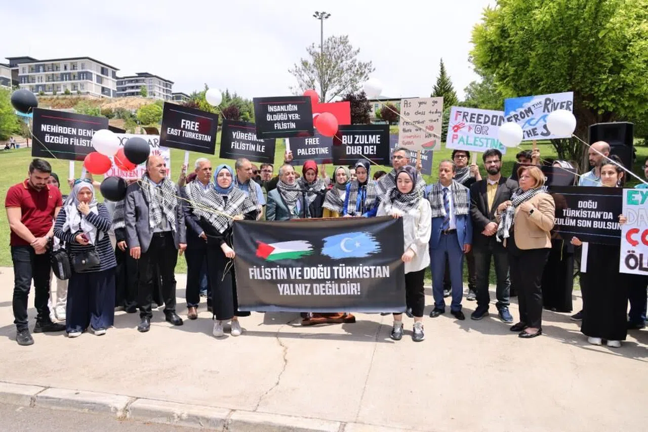 Filistin'e destek yürüyüşü düzenlendi