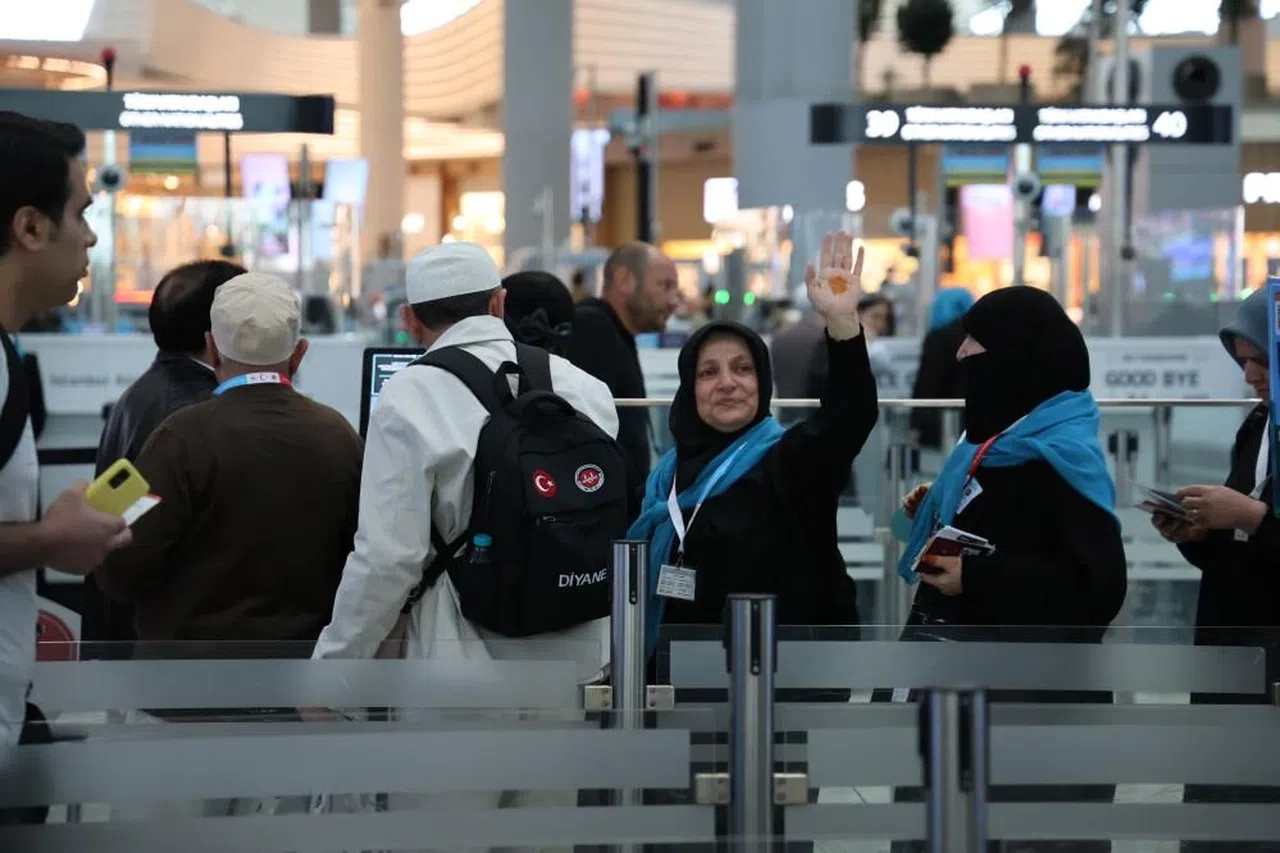 196 hacı adayı kutsal topraklar için yola çıktı