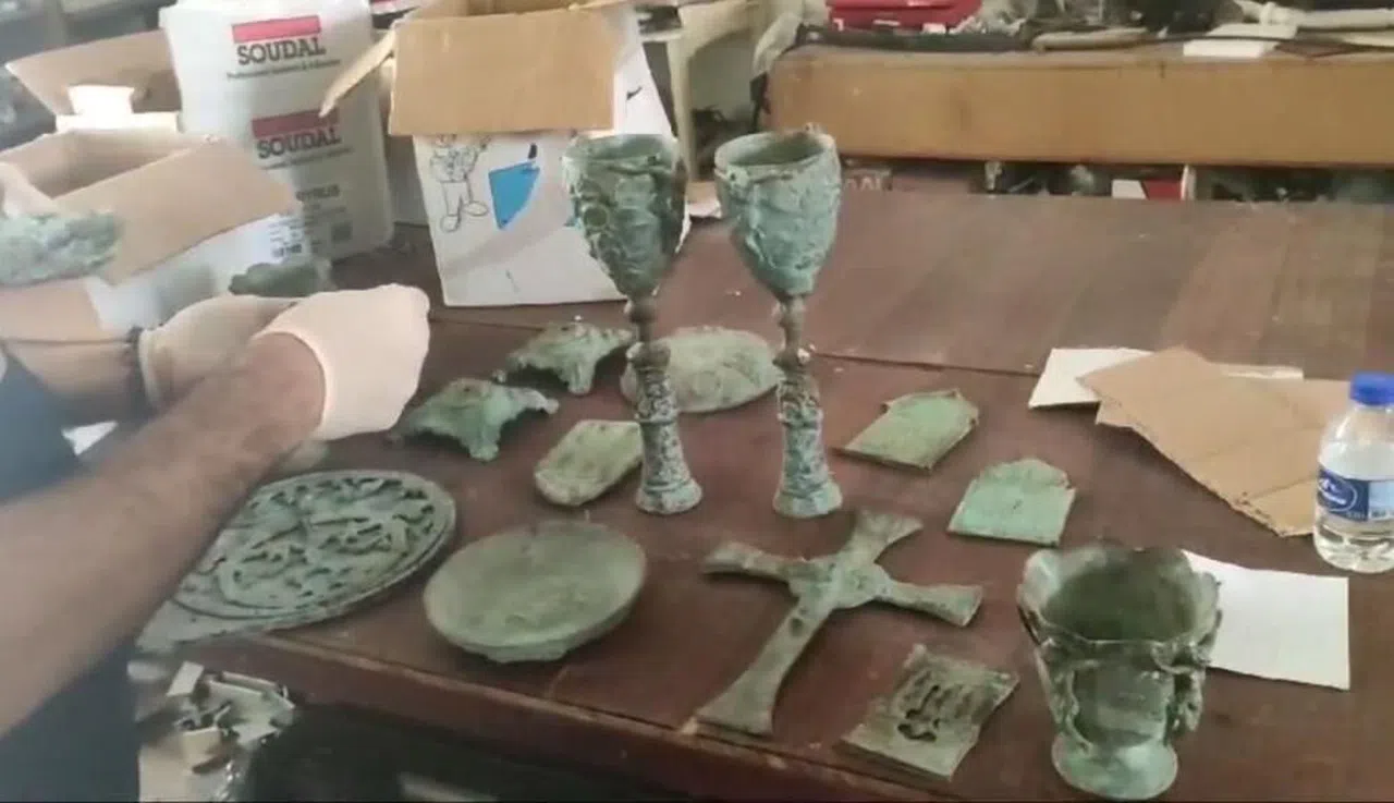 74 parça tarihi eser ele geçirildi