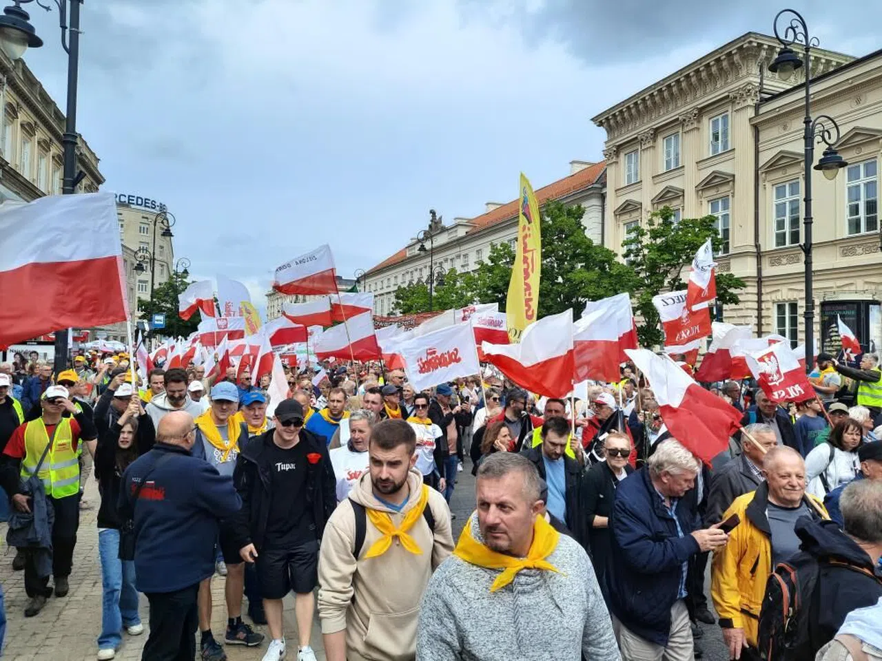 Polonya’da 35 bin kişilik çiftçi protestosu