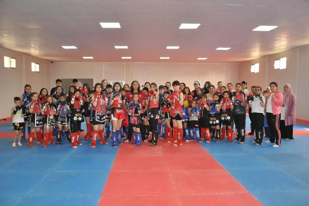 Sporcular anneleriyle müsabakalara hazırlanıyor