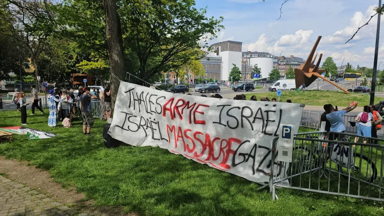 Belçika’da İsrail’e yapılan silah satışı protesto edildi