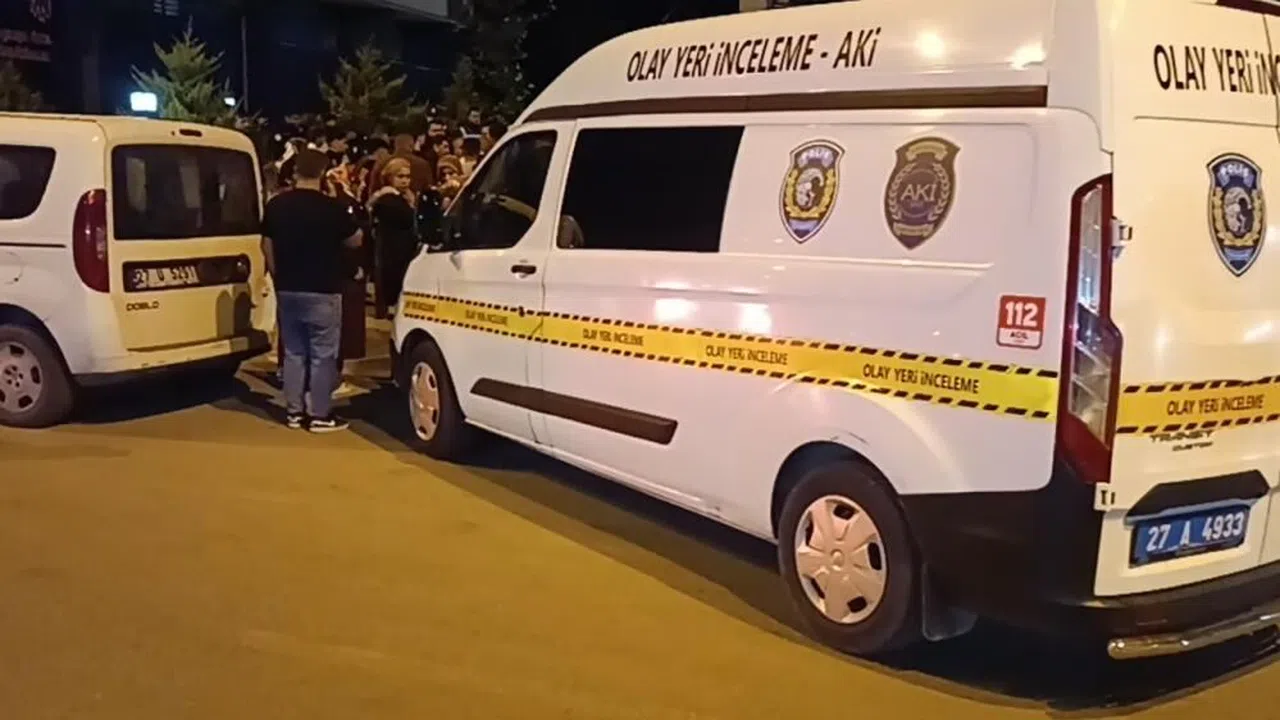 Cinnet getiren şahıs dehşet saçtı: 1 ölü, 2 ağır yaralı