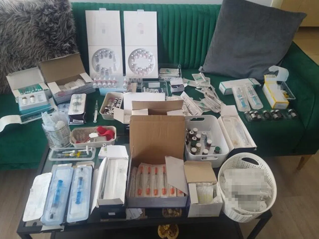 Sahte doktorun muayenehanesi ruhsatsız çıktı