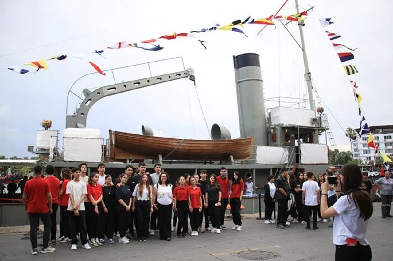 TCG Nusret Müze Gemisi, Mersin'de ziyarete açıldı