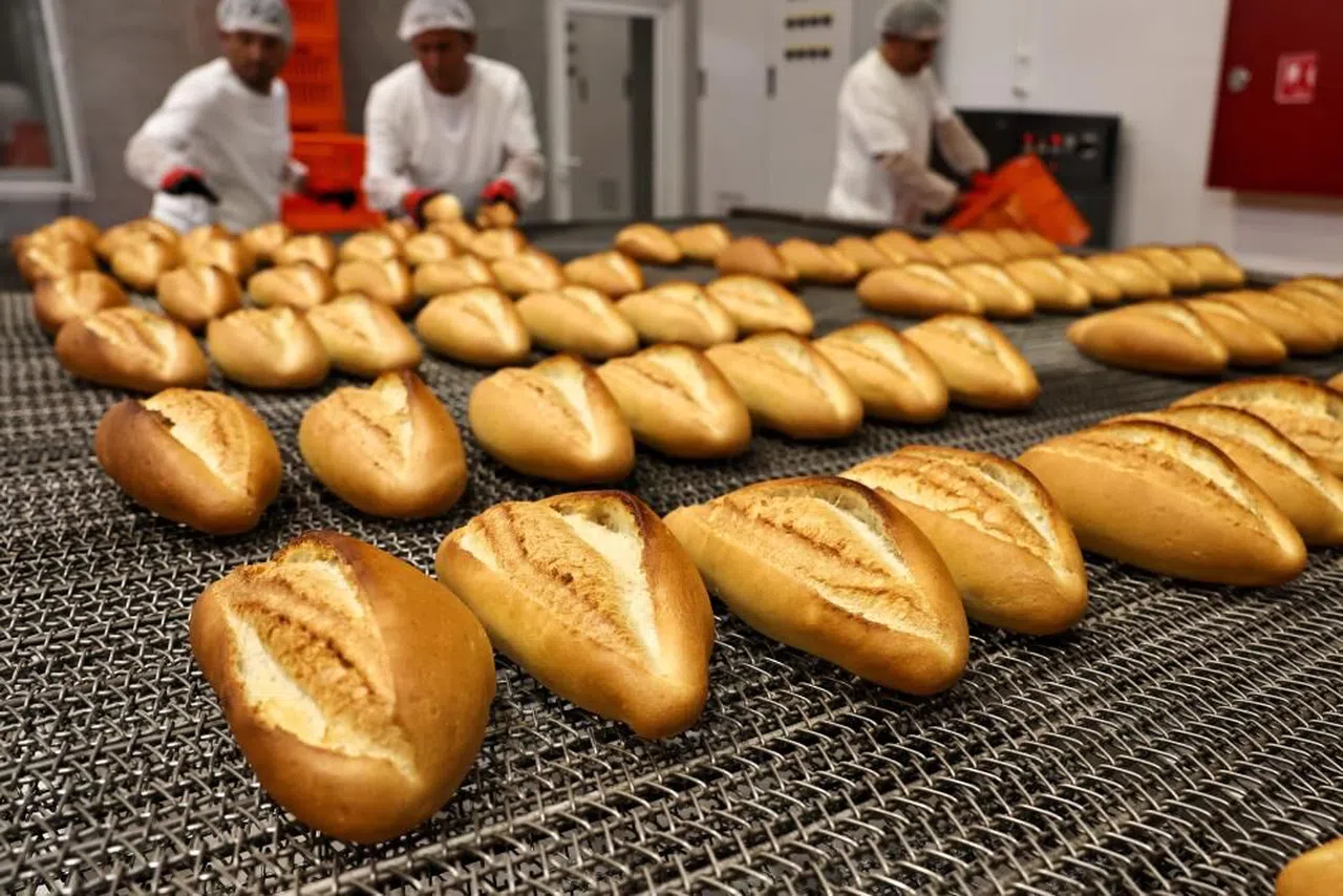 Halkçı projeler Antalyalıların ekonomisine katkı sunuyor