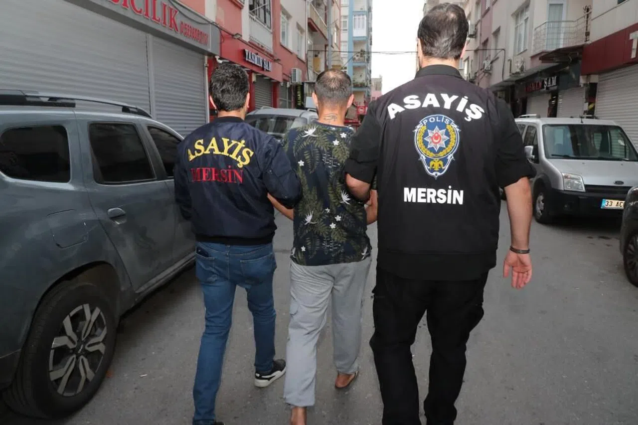 Aranan şahıslara operasyon: 95 gözaltı