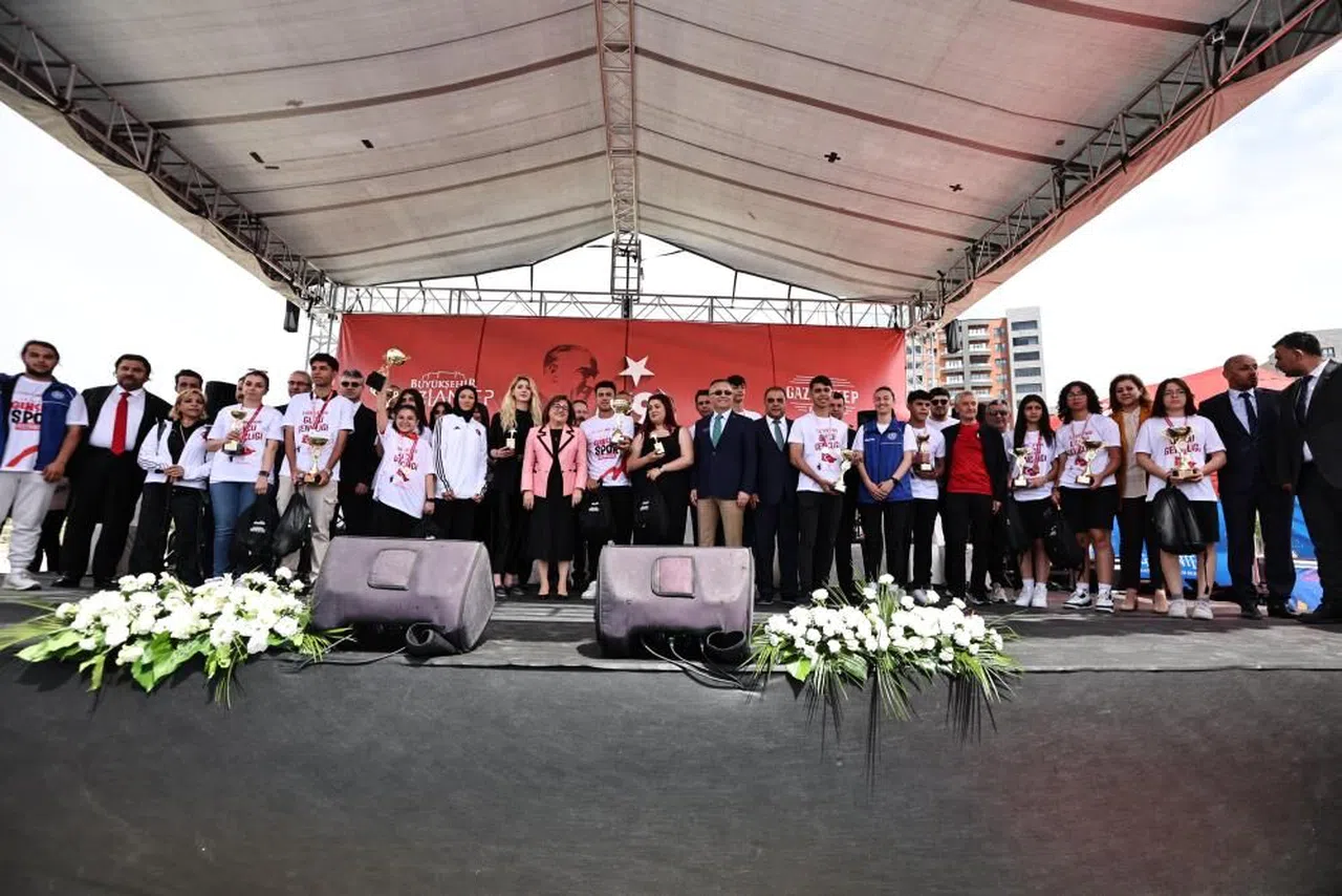 Gaziantep’te 19 Mayıs coşkuyla kutlandı