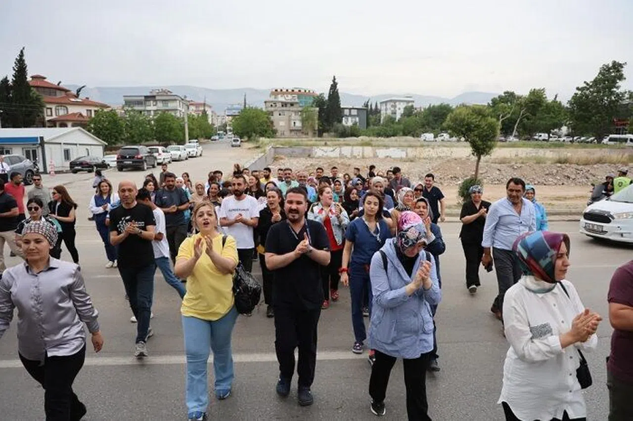 Kahramanmaraş'ın 'ölüm' yolunda eylem yaptılar