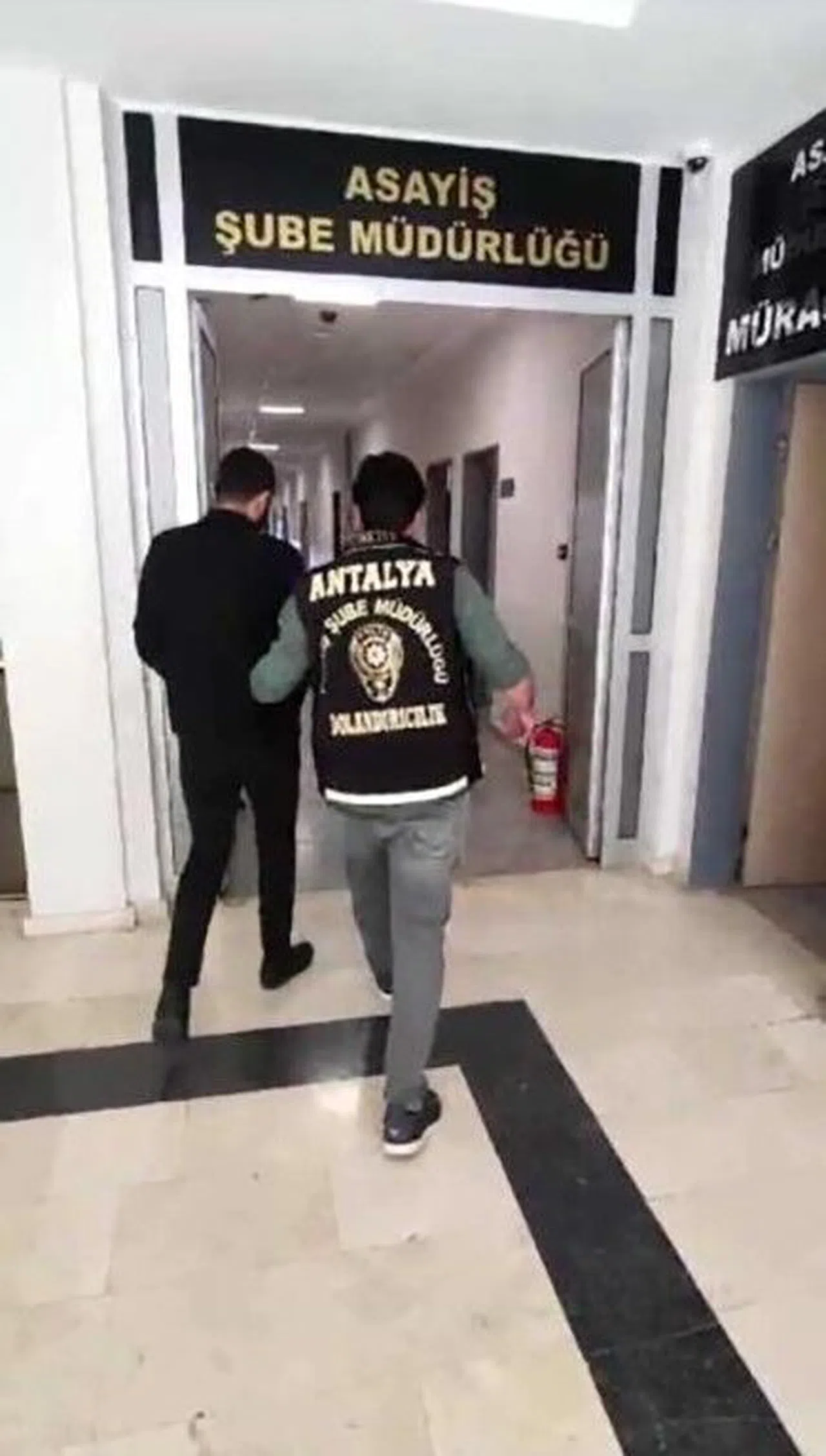 Nitelikli dolandırıcılık suçundan 1 kişi tutuklandı