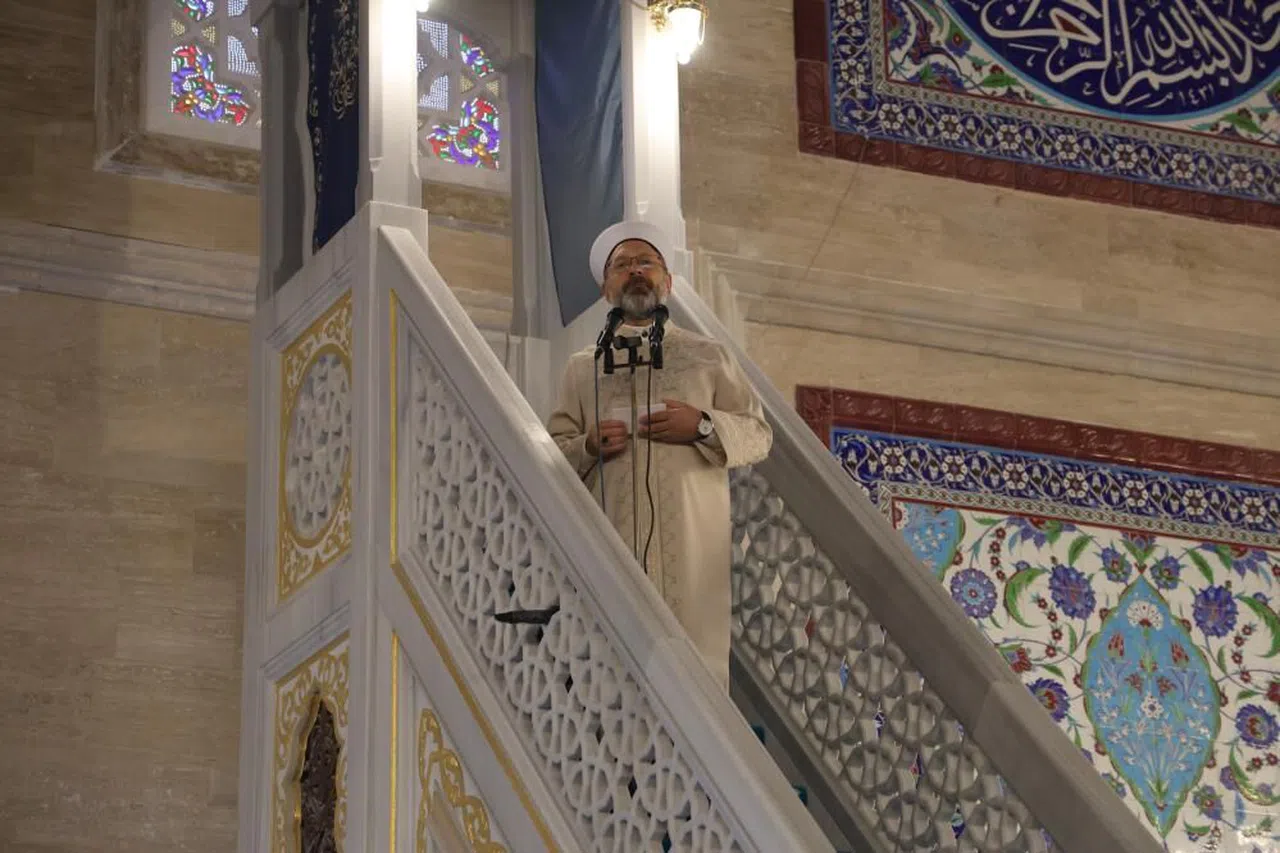 Diyanet İşleri Başkanı Erbaş, Cuma namazını Kahramanmaraş'ta kıldırdı