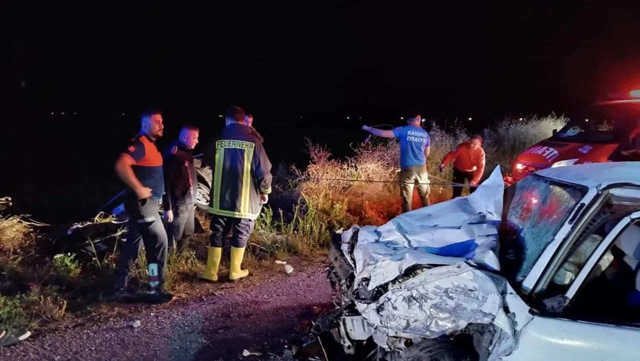 İki otomobil çarpıştı: 2 ölü, 2 yaralı