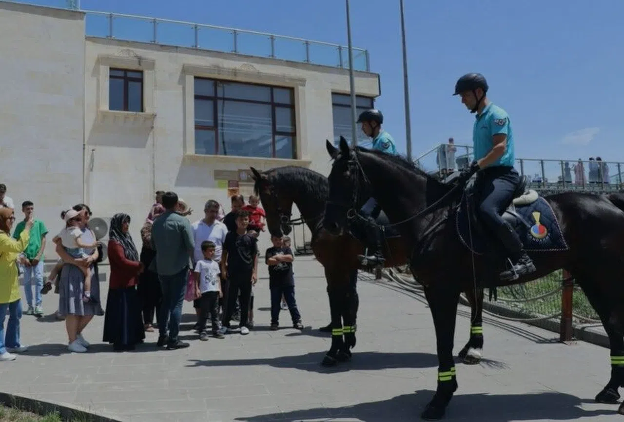 Atlı jandarma birlikleri turistik yerlerde görevde