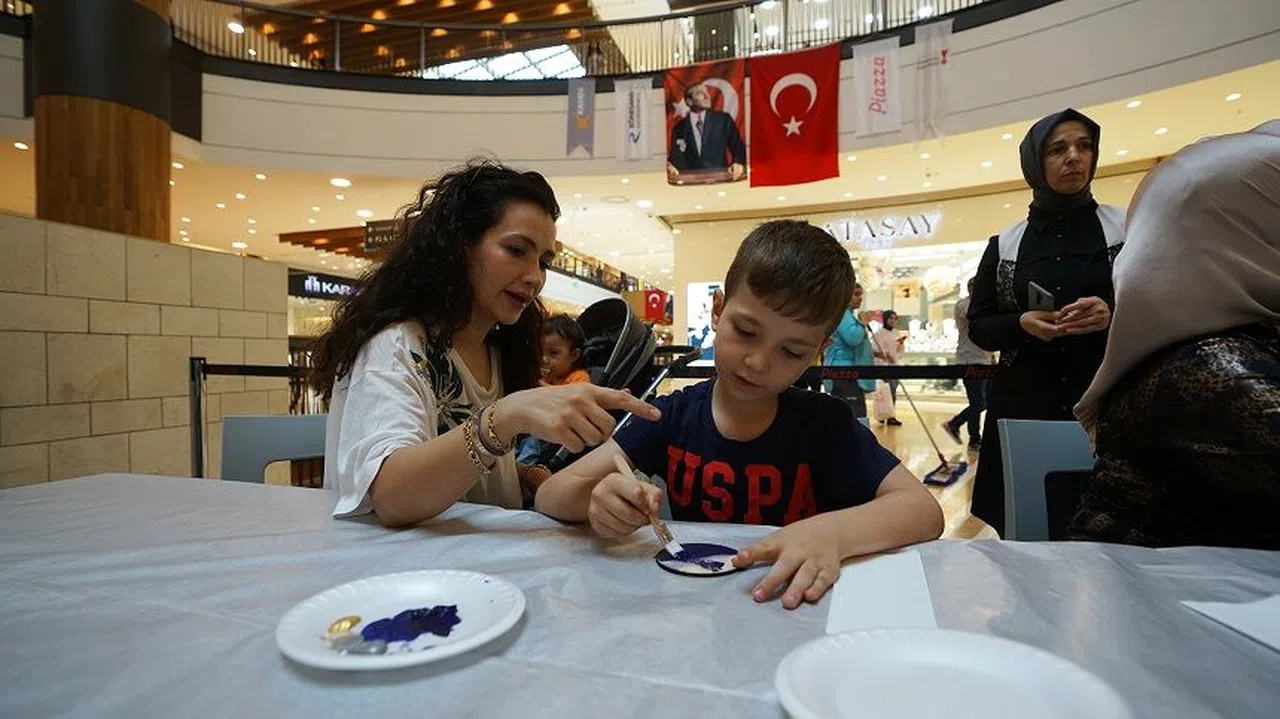 Büyükşehir’in Ahşap Boyama Atölyesi Yoğun İlgi Gördü