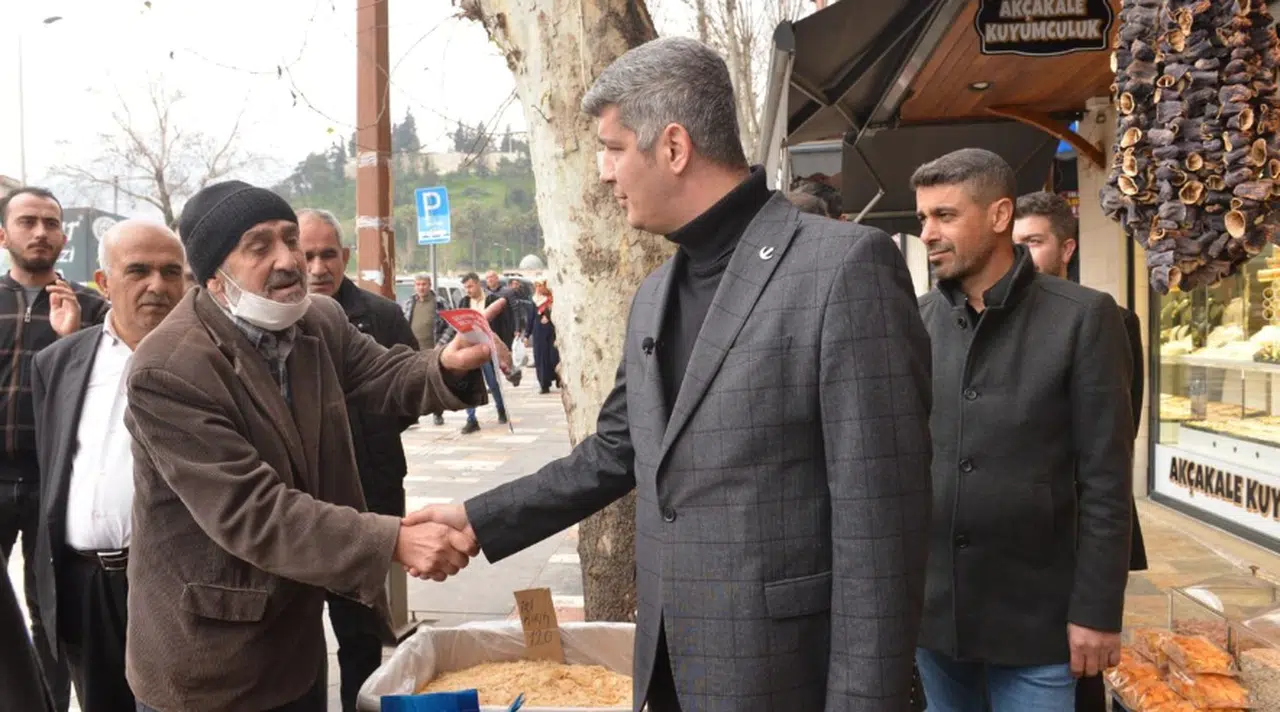 Aydoğar dertleri dinliyor