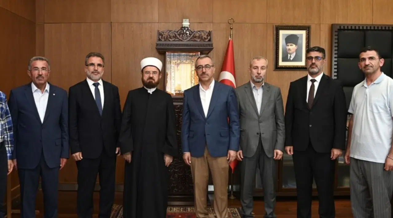 Başkan Güngör, Dünya Müslüman Âlimler Birliği Genel Sekreteri Karadaği ile Bir Araya Geldi