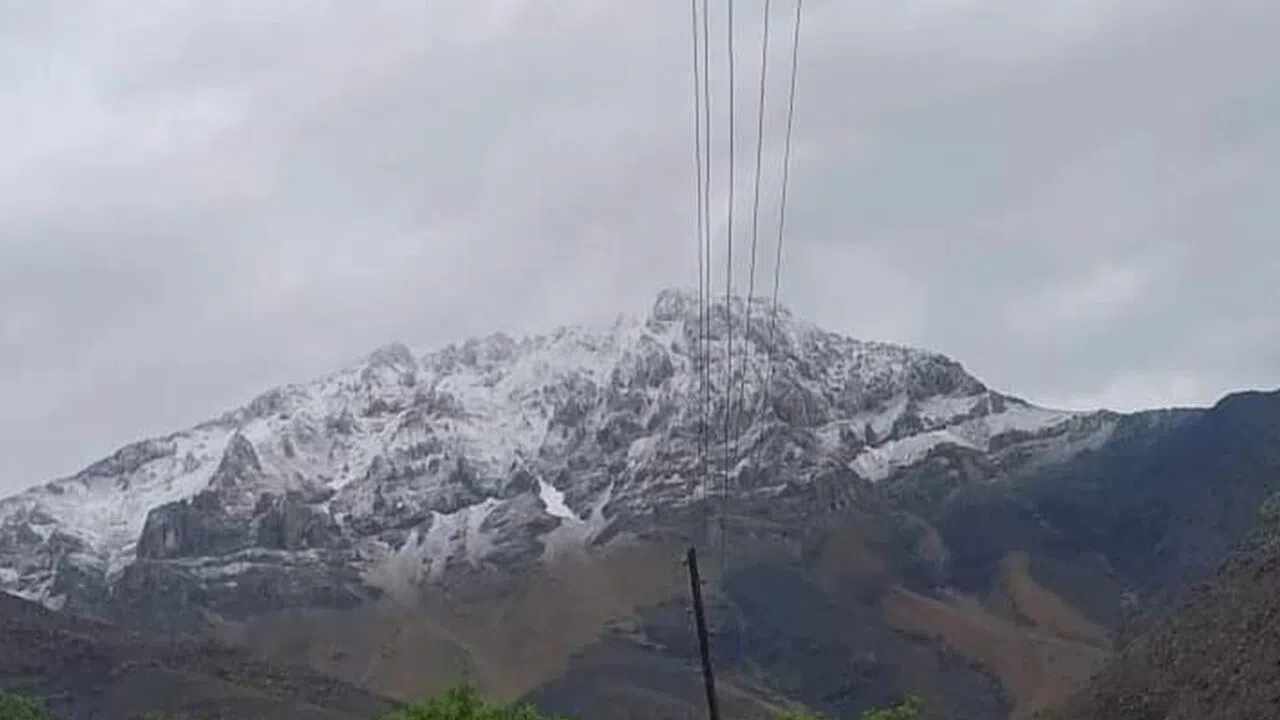 Berit Dağı’na Mayıs ayında kar yağdı