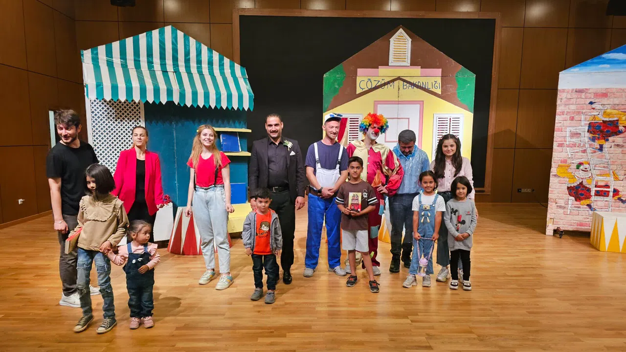 "Çözüm Bakanlığı" Tiyatro Gösterisi Afşin ve Göksun'da