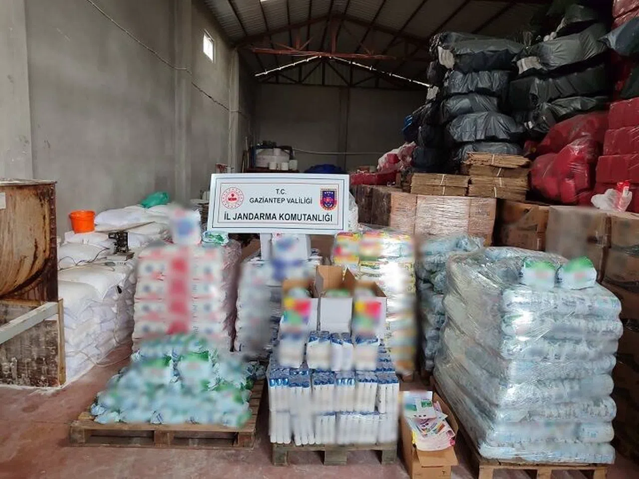 Gaziantep'te 2,5 milyon TL değerinde sahte deterjan ele geçirildi