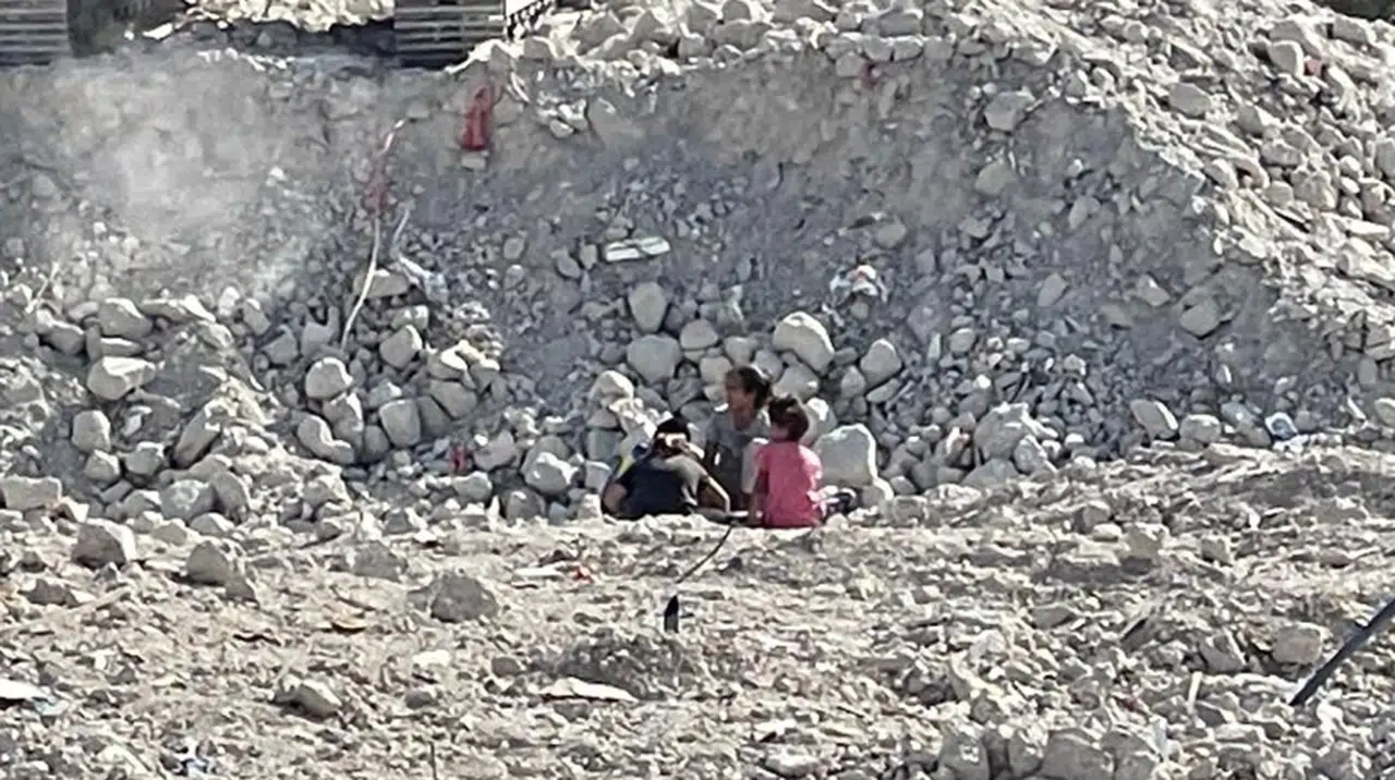 Enkaz çocukları!