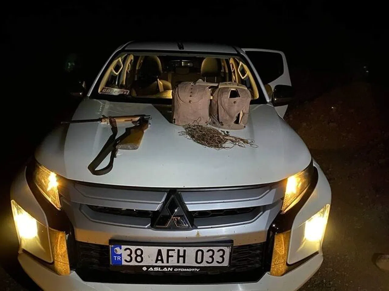 Kaçak keklik avlayan şahıslar yakalandı