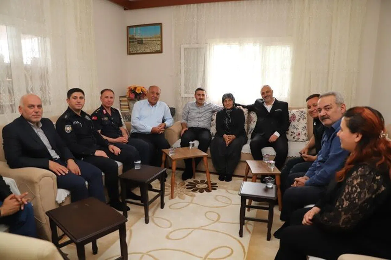 Gökşen, şehit annelerini ziyaret etti
