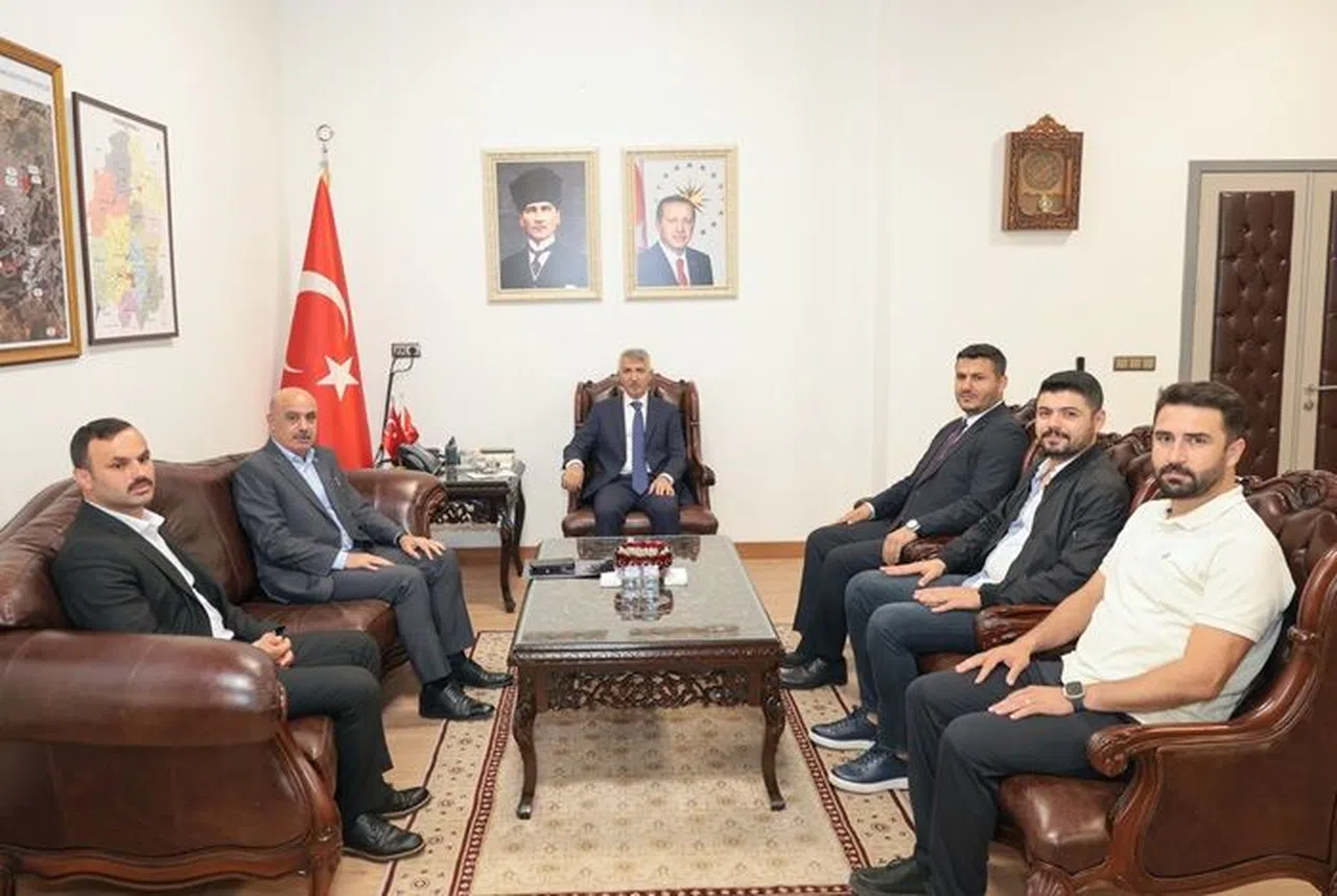 Vali Ünlüer, Hasanbeyli Belediye Başkanı’nı ağırladı