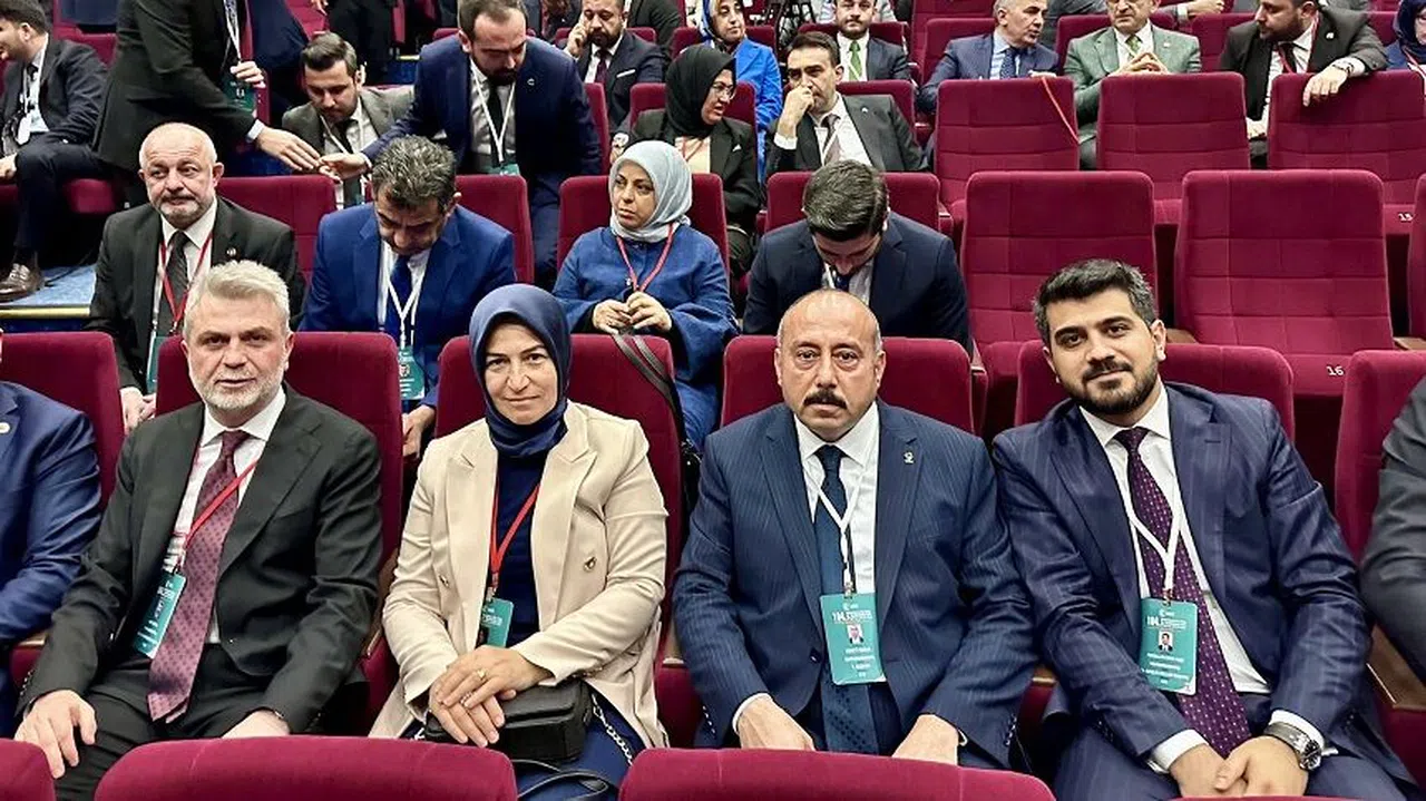 Görgel ve AK Parti Teşkilatı, Ankara'da Erdoğan'ı Dinledi