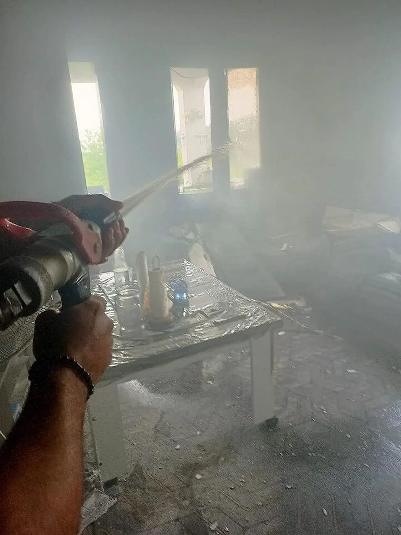 Belen'de çıkan ev yangını söndürüldü