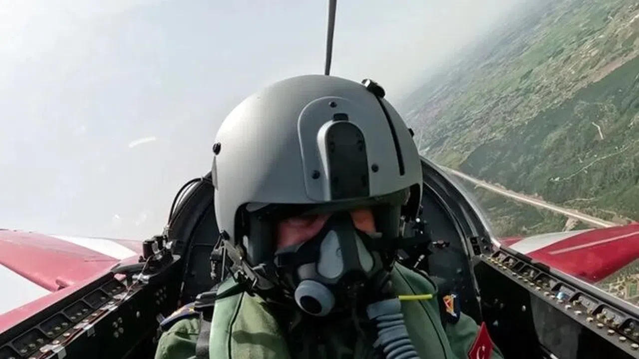 Hava Kuvvetleri Komutanı HÜRJET ile uçtu