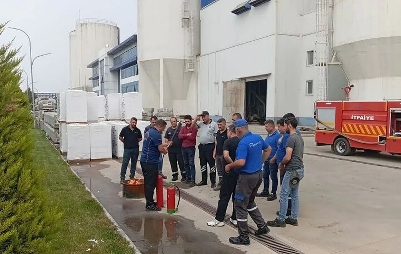 İtfaiyeden yangın eğitimi