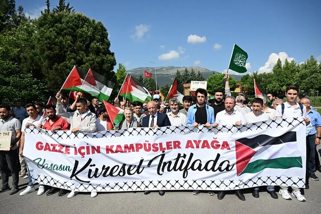 KSÜ’den Filistin için Eylem Yapan ABD’li Öğrencilere Destek