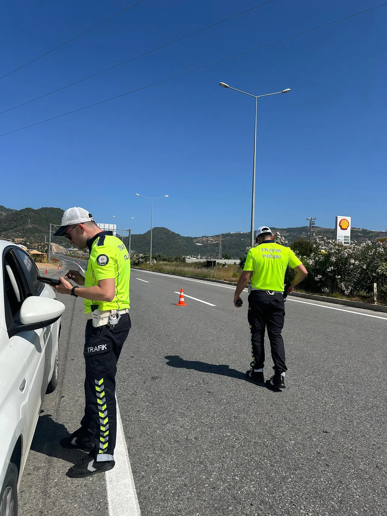 Gazipaşa’da kurallara uymayan 4 araç trafikten men edildi