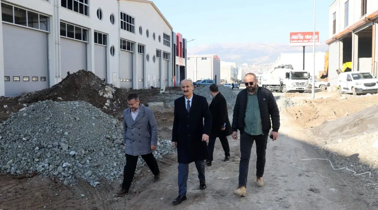 Okay, yeni sanayide devam eden alt yapı çalışmalarını inceledi