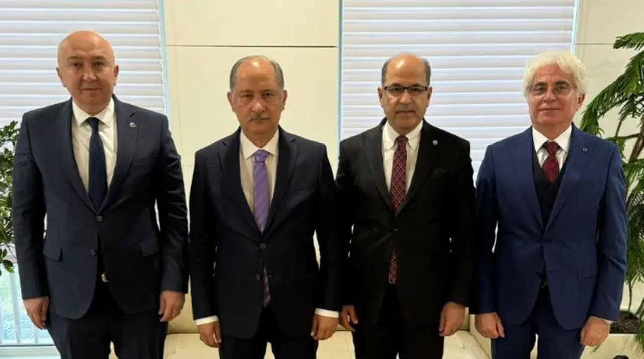 Rektör Yasım’dan Bakan Yardımcısı Abdülkadir Polat’a Ziyaret