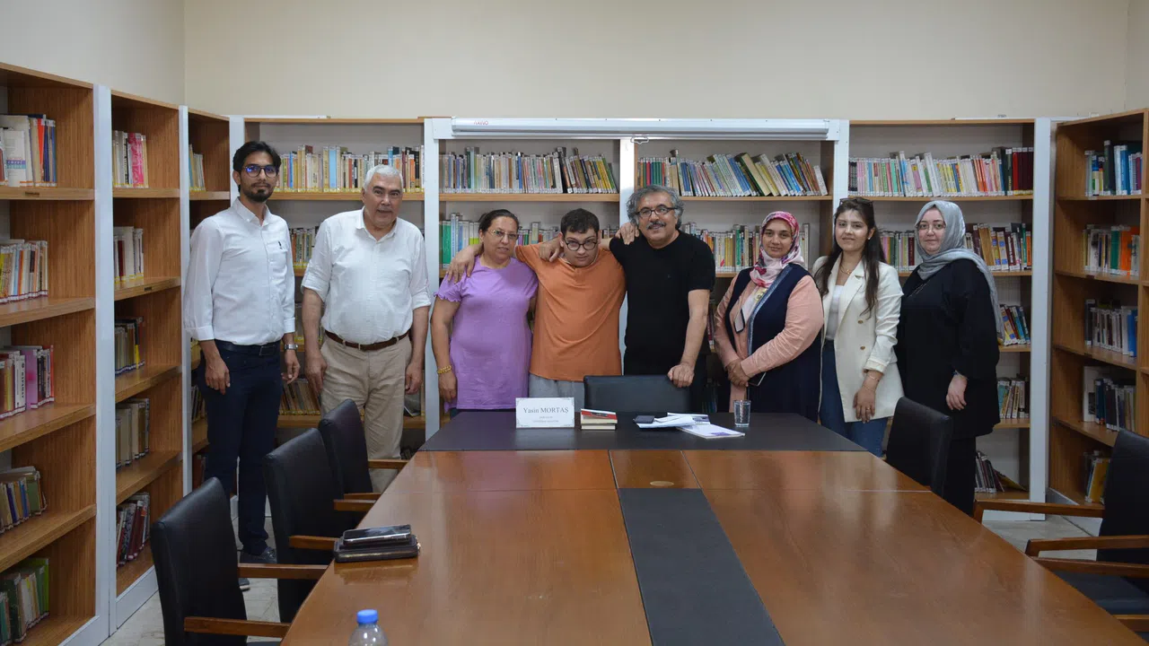 Mortaş'ın Perspektifinden Şiir ve Duygu Aktarımı