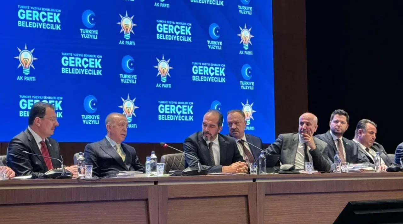 “Türkiye'de yeni belediyecilik anlayışını getirmeyi hedefliyoruz”