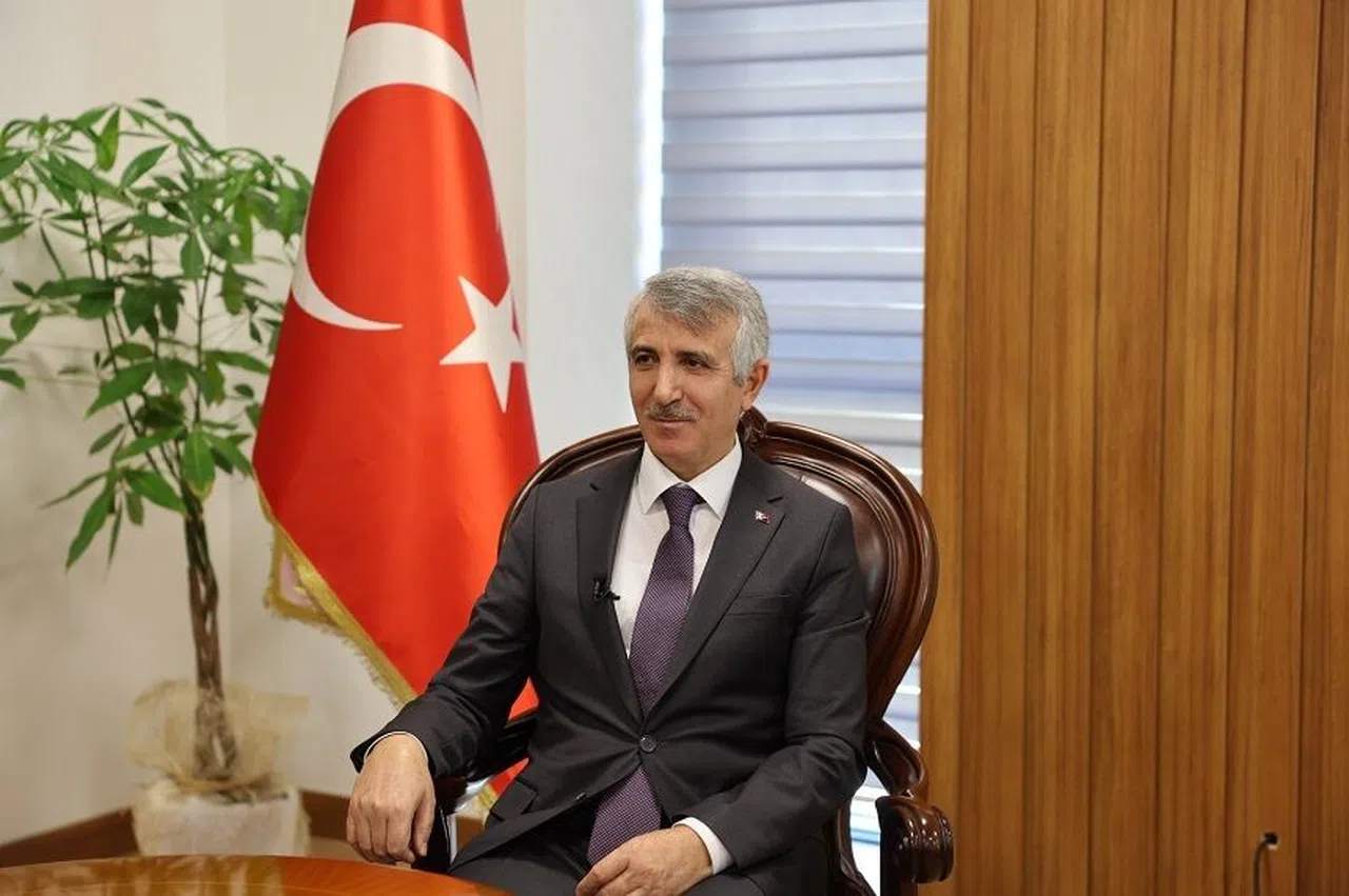 Vali Ünlüer’den 1 Mayıs Emek ve Dayanışma Günü Mesajı