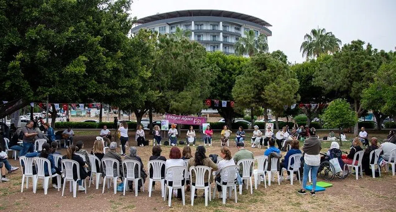 Mersin'de 'Kadın ve Bisiklet' etkinliği