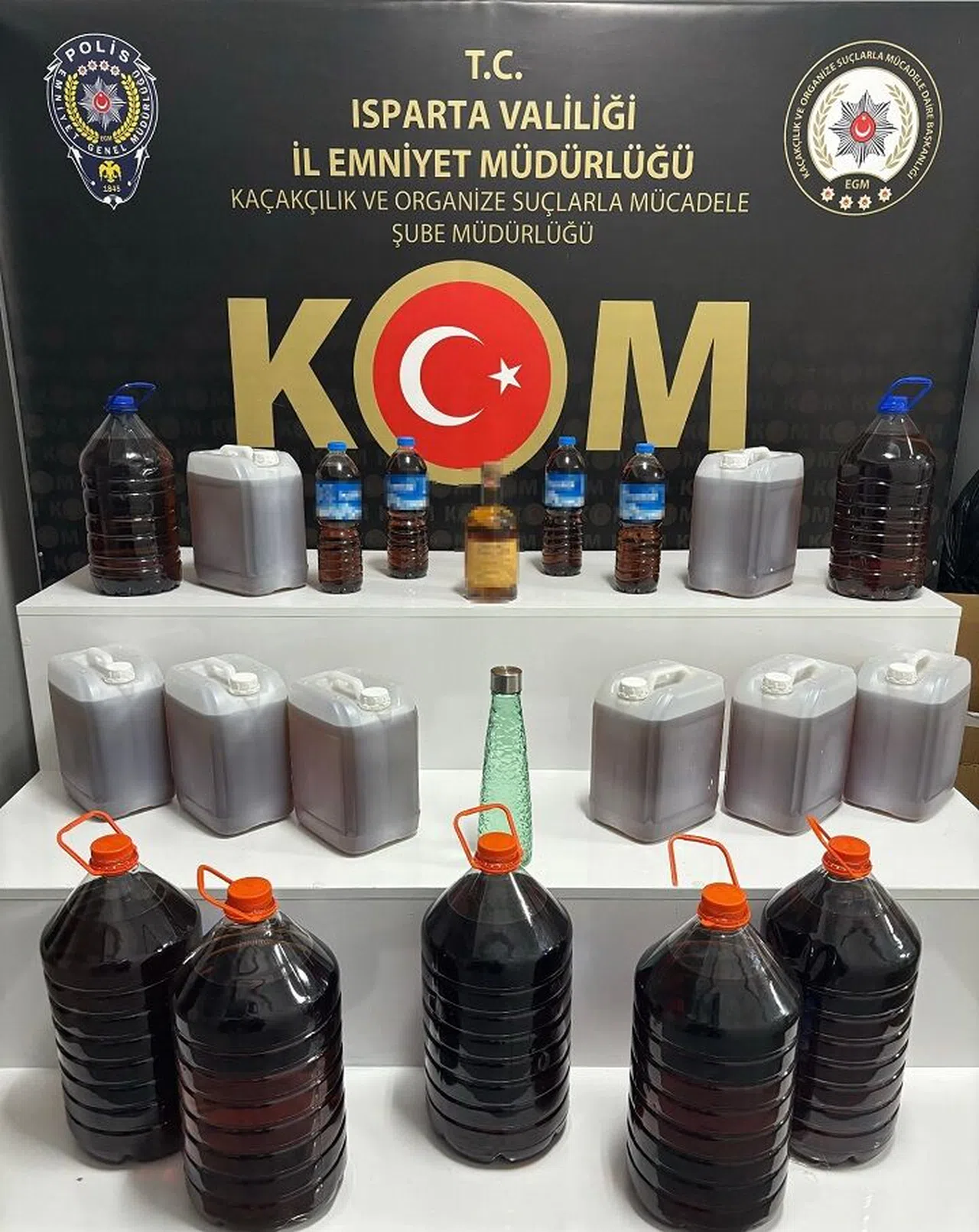 Isparta'da 105 litre sahte alkol ele geçirildi
