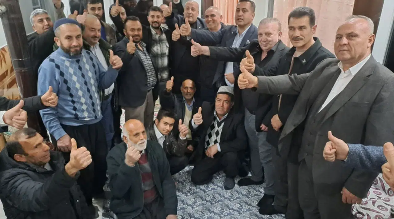 Yeniyapan ve Köseli’ye çıkarma yapan Dr. Ceyhan; “Makam kapısını kaldıracağız”